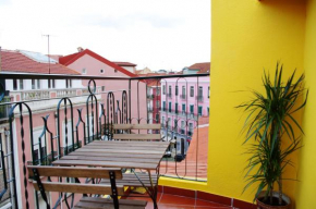  Lisbon Sloped Ceiling Apartment  Лиссабон
